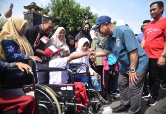 Menteri Pendidikan Dasar dan Menengah, (Mendikdasmen), Abdul Mut'i Tinjau SLB Cilacap 