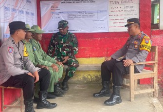 Sinergitas TNI Polri Dalam Kegiatan Sambang Desa Di Poskampling Wilayah Binaan