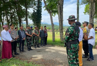 Danrem 161/Wira Sakti Tutup TMMD Ke-126 Manggarai, TNI Hadir Untuk Rakyat, Gotong Royong Bangun Desa