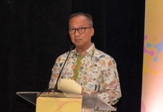 Menperin Agus Gumiwang Kartasasmita 