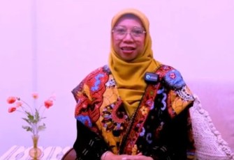 Bunda Elly Farida 