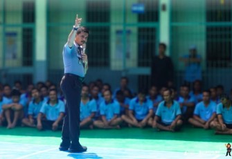 Karutan Pangkalan Brandan Erwin Siregar Saat Berikan Pemahaman Remisi kepada Warga Binaan