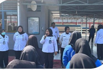 Kalapas Perempuan Kelas IIA Martapura Peristiwa Bru Sembiring S.H., M.H  Sampaikan Pemenuhan Hak-hak Dasar Warga Binaan