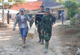 Sinergi TNI dan Masyarakat dalam Pembangunan