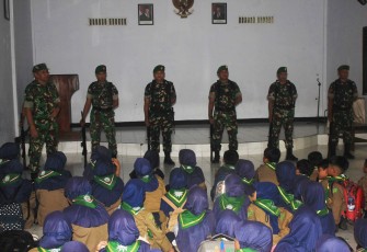 Outing class di Markas Kodim 0806/Trenggalek.