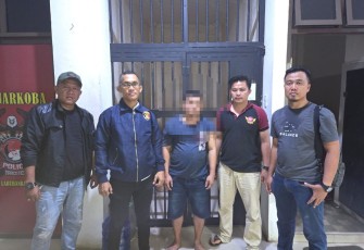 Lagi Unit Intel Kodim 0209/LB Berhasil Ringkus Terduga Bandar Narkoba di Sungai Kanan