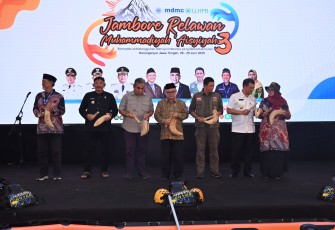 Pembukaan Jambore Nasional (Jamnas) ke-3 Relawan Muhammadiyah-Aisyiyah, di Graha Sunan Lawu, kompleks Tawangmangu Wonderpark, Kamis (26/6/2025).