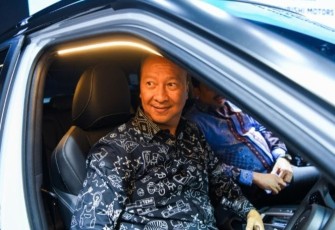 Menteri Perindustrian Agus Gumiwang Kartasasmita