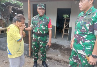 Danrem 131/Stg, Brigjen TNI Martin Susilo Martopo Turnip, S.H.,M.H dengan di dampingi Dandim 1310/Bitung meninjau lokasi perintisan pembangunan badan dan RTLH yang di berlokasi di Kelurahan Wangurer Barat, Kecamatan Madidir, Rabu (19/2/2025)