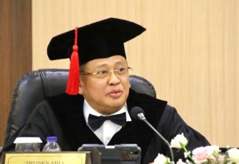 Anggota DPR RI/Ketua MPR RI ke-15/Ketua DPR RI ke-20/Ketua Komisi III DPR RI ke-7/Dosen Tetap Pascasarjana (S3) Ilmu Hukum Universitas Borobudur, Universitas Jayabaya dan Universitas Pertahanan (UNHAN) Bambang Soesatyo 