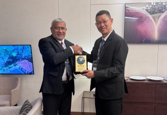 Kepala Badan Narkotika Nasional Republik Indonesia (BNN RI), Marthinus Hukom, melakukan pertemuan resmi dengan Kolonel Nan, perwakilan dari Narcotics Suppression Bureau (NSB) Thailand, pada Selasa (22/4).