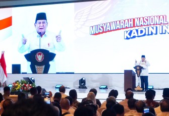Presiden RI Prabowo Subianto saat menghadiri Musyawarah Nasional Konsolidasi Persatuan Kamar Dagang dan Industri (KADIN) Indonesia.