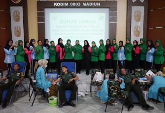 Aksi Kemanusiaan Dalam Rangka HUT ke-79 Persit KCK di Madiun