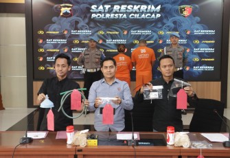 Polresta Cilacap Ungkap Penyalahgunaan BBM Jenis Pertalite di Kawunganten