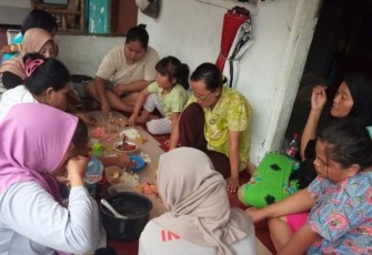 Menganyam Kebersamaan di Gang Kecil Kota Bekasi