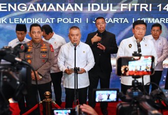 Kementerian Perhubungan telah menyiapkan sejumlah sarana dan prasarana transportasi guna menghadapi masa Angkutan Lebaran pada 21 Maret hingga 11 April 2025, Hal ini disampaikan Menhub Dudy dalam Rapat Koordinasi Lintas Sektoral Kesiapan Angkutan Lebaran 2025 yang dihadiri kementerian dan instansi terkait, di Sekolah Tinggi Ilmu Kepolisian (STIK), Jakarta, Senin (10/3)