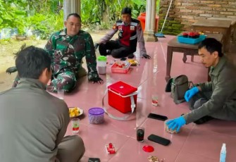 Babinsa Koramil 0801/04 Laksanakan Komsos.