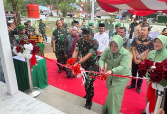 Danrem 121/ABW Resmikan Masjid Al Hudallah Kodim 1210/Landak