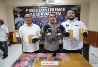 Ditreskrimsus Polda Banten Tangkap Pelaku Oplos Pertamax
