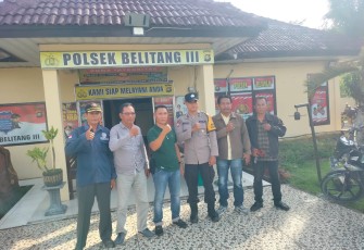 Kunjungan Beberapa Awak Media Kekantor Polsek Belitang III