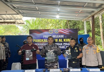 TNI AL Gagalkan Penyelundupan 167 Ballpress Ilegal Senilai Rp 1,3 Miliar dari Malaysia