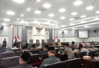 Rapat Paripurna DPRD Kabupaten Blitar, Jumat (21/08/2026). (Foto : Klikwarta.com)