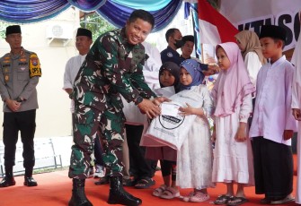 Dandim Madiun Apresiasi Bakti Sosial Santuni Anak Yatim dan Duafa