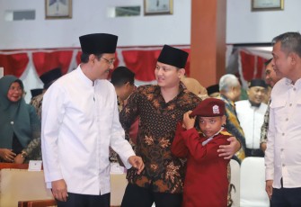 Menteri Sosial RI, Syaifulloh Yusuf, saat berkunjung di Kabupaten Trenggalek, di dampingi Bupati Trenggalek, Mochamad Nur Arifin.