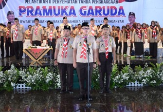 Acara pelantikan dan penyematan tanda penghargaan bagi para Pramuka Garuda Kwarcab Gerakan Pramuka Karanganyar 2026,di Gedung Wanita Karanganya, Kamis (29/1/2026)