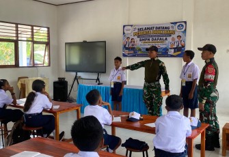 Latihan PBB di SMPN Dafala