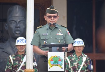 Kasrem 081/DSJ Letkol Inf Meina Helmi 