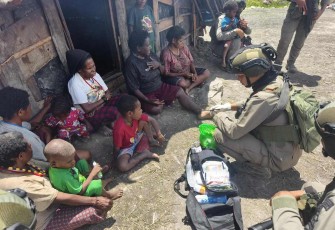 Pelayanan kesehatan Satgas Damai Cartenz 