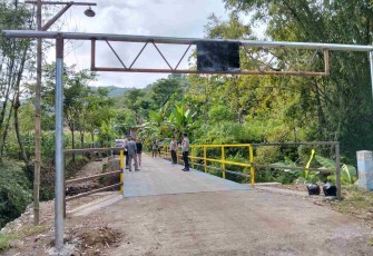 Jembatan merah putih presisi