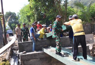 Pengerjaan jembatan garuda klampok 1