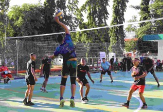 Olahraga voli di perbatasan