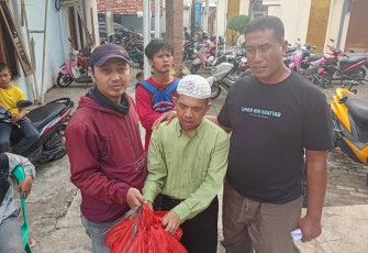 Pendistribusian daging kurban 