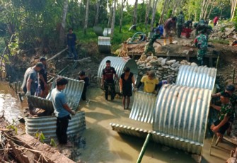 Pembangunan jembatan 