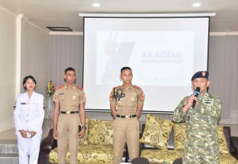 Sosialisasi Penerimaan Prajurit TNI AL di SMA Averos Sorong