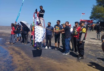 Festival dayung rekreasi Pantai Ngiroboyo 
