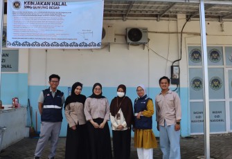 Dorong Kepatuhan Halal dan Keamanan Pangan, SUCOFINDO Laksanakan Audit dan Sosialisasi di Satuan Pelayanan Pemenuhan Gizi Gunung Besar