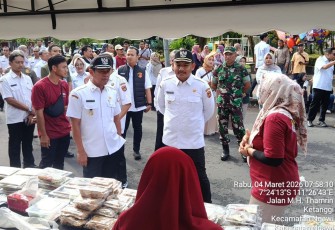 Kasdim 0805/Ngawi Besama Forkopimda Hadiri Gerakan Pasar Murah, Bantu Stabilkan Harga Jelang Idul Fitri 2026