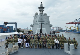 KRI Prabu Siliwangi-321 Disambut Panglima TNI dan Kasal di Jakarta 