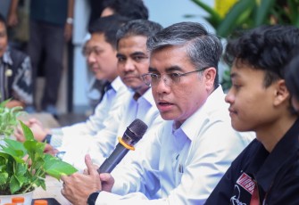 Menteri Ketenagakerjaan (Menaker), Yassierli, menyebut industri kreatif dapat menjadi laboratorium bagi pengembangan Program Magang Nasional (MagangHub) 