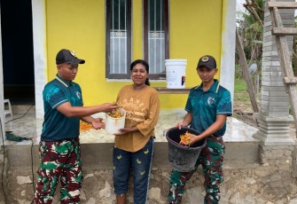 Hasil panen cabai bersama warga perbatasan