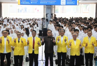 Wamendagri Bima Arya Ajak Mahasiswa Bangun Karakter dan Kompetensi Kepemimpinan*