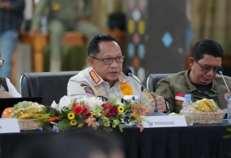 Mendagri Pastikan Penanganan Pascagempa NTT Fokus Pulihkan Layanan Dasar dan Percepat Pendataan