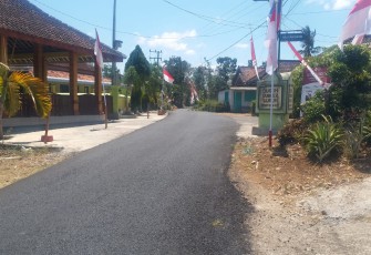 DPUBM Kabupaten Malang Tuntaskan Pengaspalan Hotmix Jalan Sumber Suruh