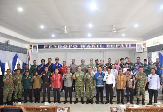 Tim Penyuluh Mabes TNI Sosialisasikan Pencegahan Karhutla Di Kabupaten Sintang