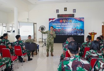 Spers Mabes TNI Sosialisasikan Pembinaan Personel kepada Prajurit Tiga Matra di Ambon