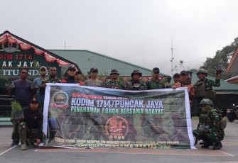 Sambut HUT Ke-81 TNI Tahun 2026, Kodim 1714/Puncak Jaya Bersama Rakyat Menanam Pohon Demi Masa Depan Baik